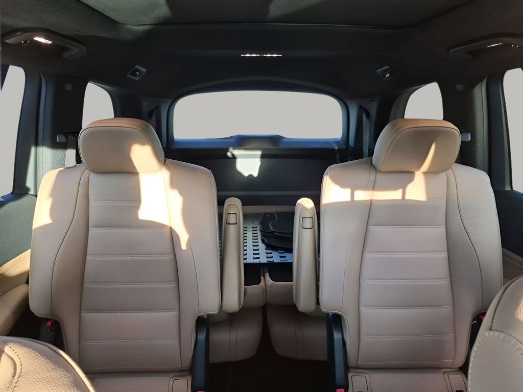 Used 2026 Mercedes-Benz GLS 580 4MATIC image 42