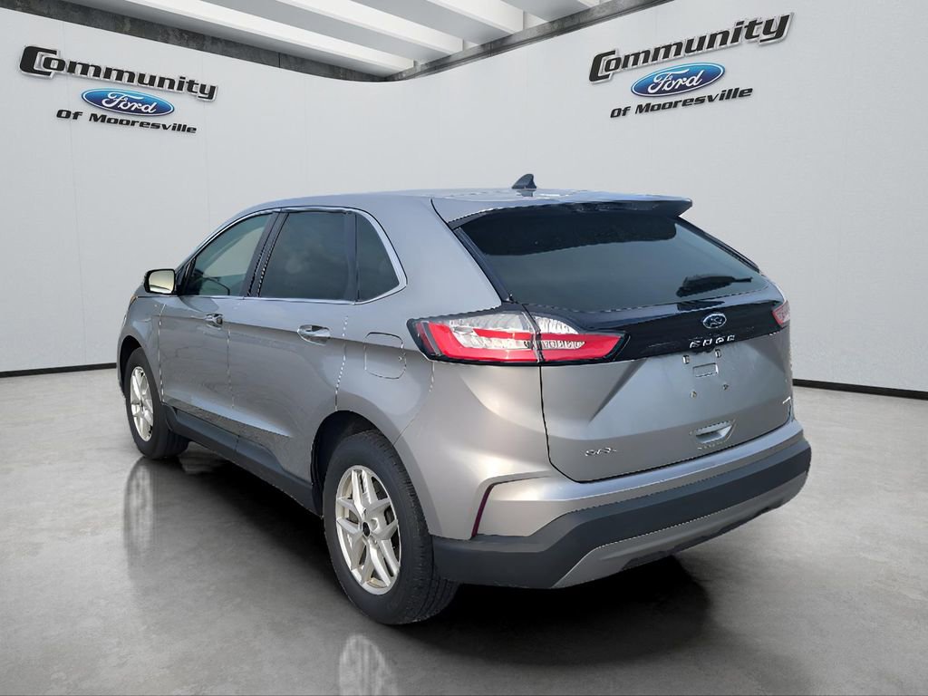 Used 2024 Ford Edge SEL AWD/4WD image 6