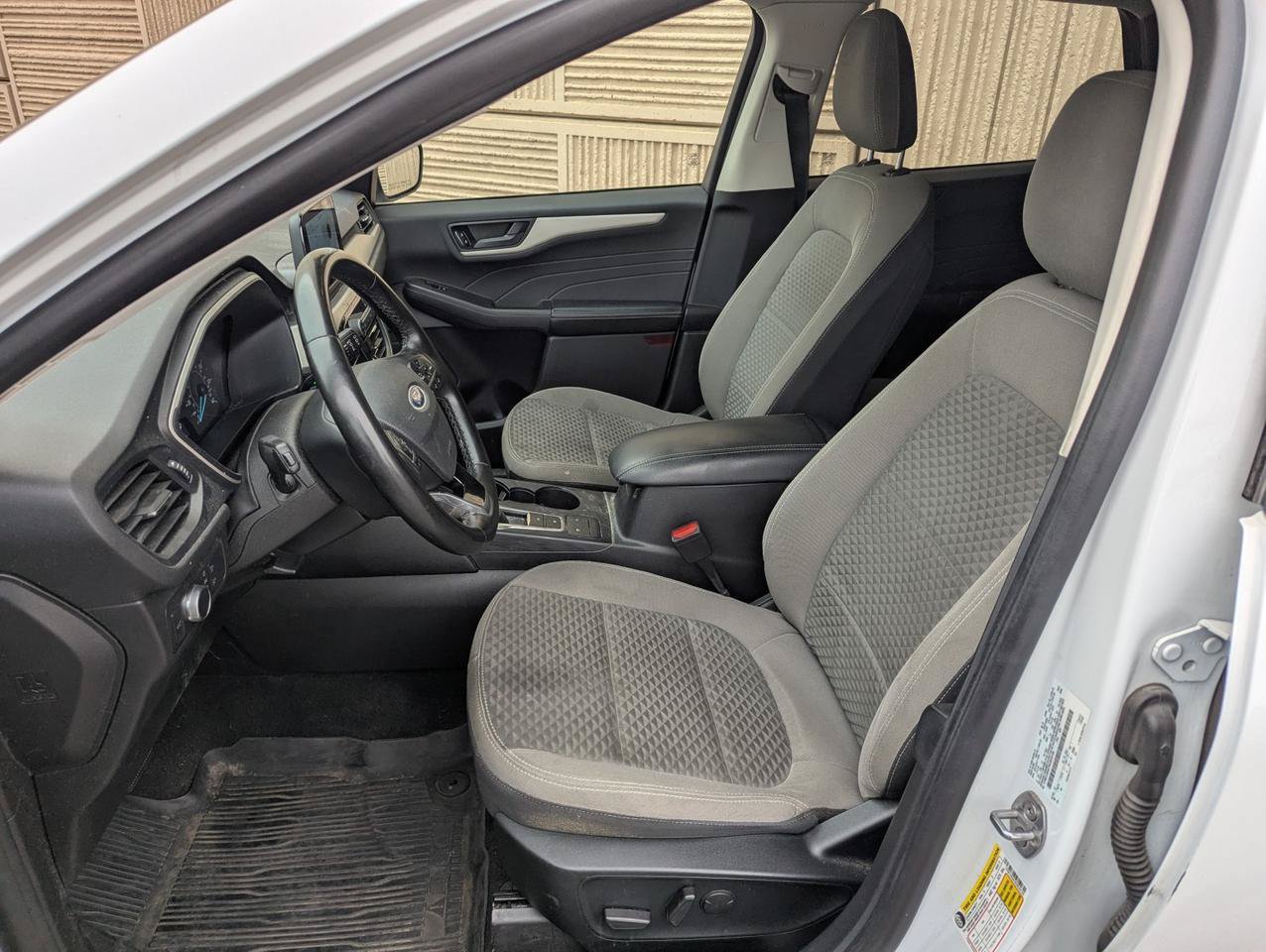 Used 2022 Ford Escape SE w/ Convenience Package AWD/4WD image 11