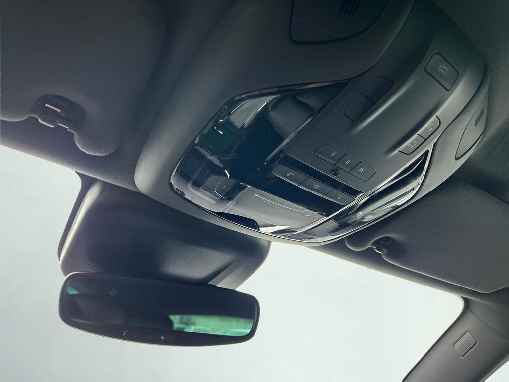 Used 2017 Maserati Levante image 49