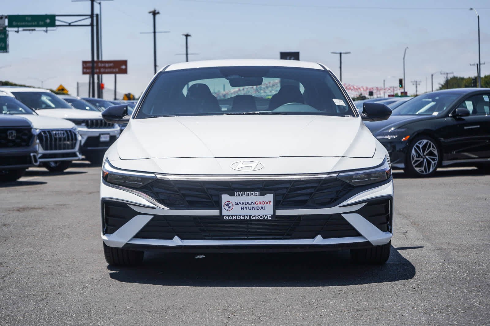 New 2026 Hyundai Elantra Sport FWD image 2