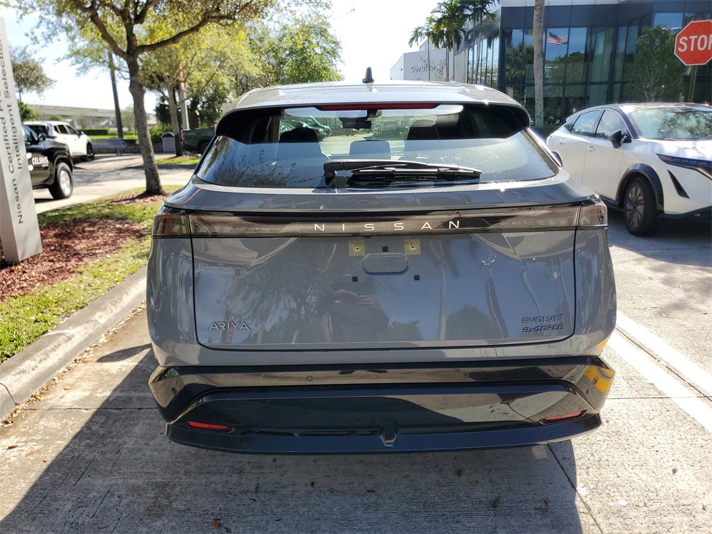 Certified 2024 Nissan Ariya AWD image 5