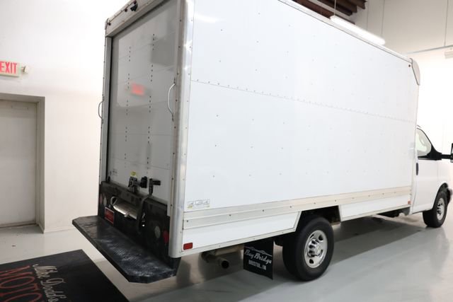 Used 2022 Chevrolet Express 3500 w/ Driver Convenience Package image 26
