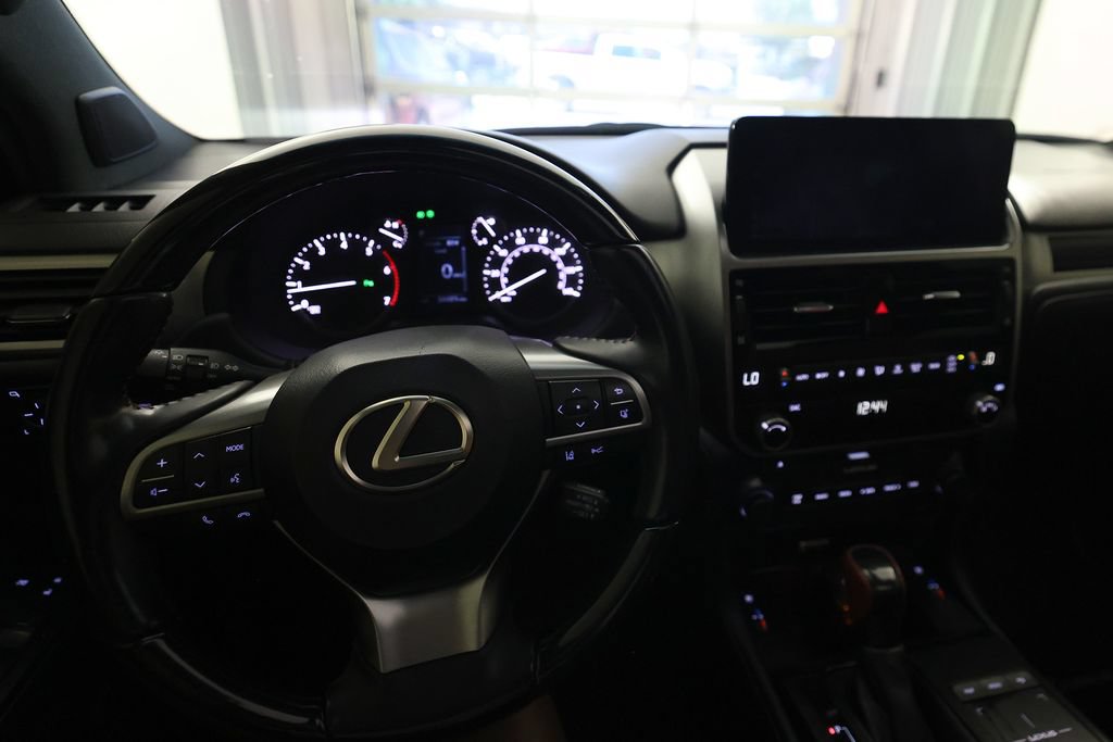 Used 2023 Lexus GX 460 Premium w/ Premium Package AWD/4WD image 20