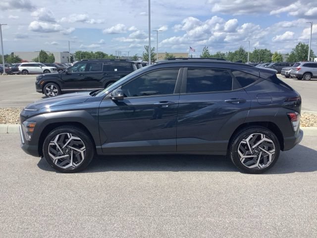 Used 2026 Hyundai Kona SEL Premium FWD image 8