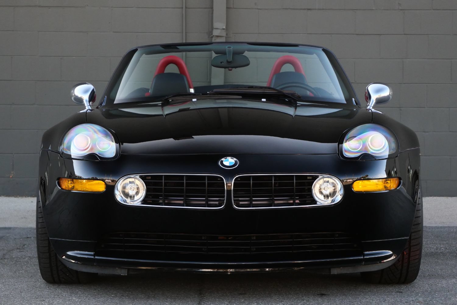 Used 2001 BMW Z8 RWD image 3
