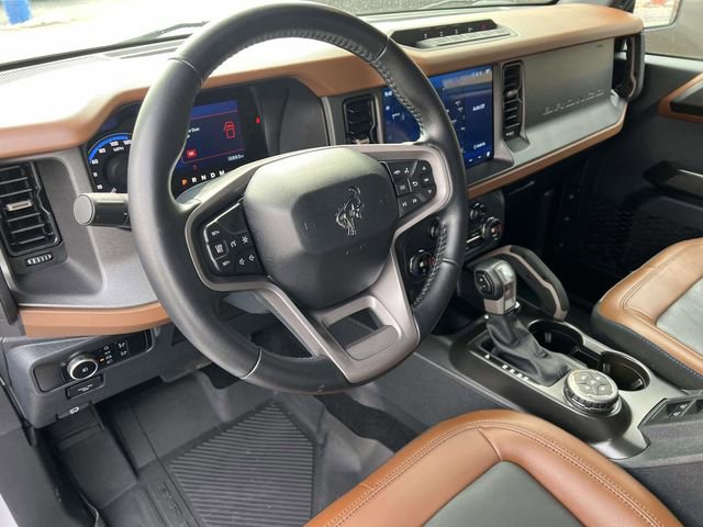 Certified 2024 Ford Bronco Outer Banks w/ Sasquatch Package image 28