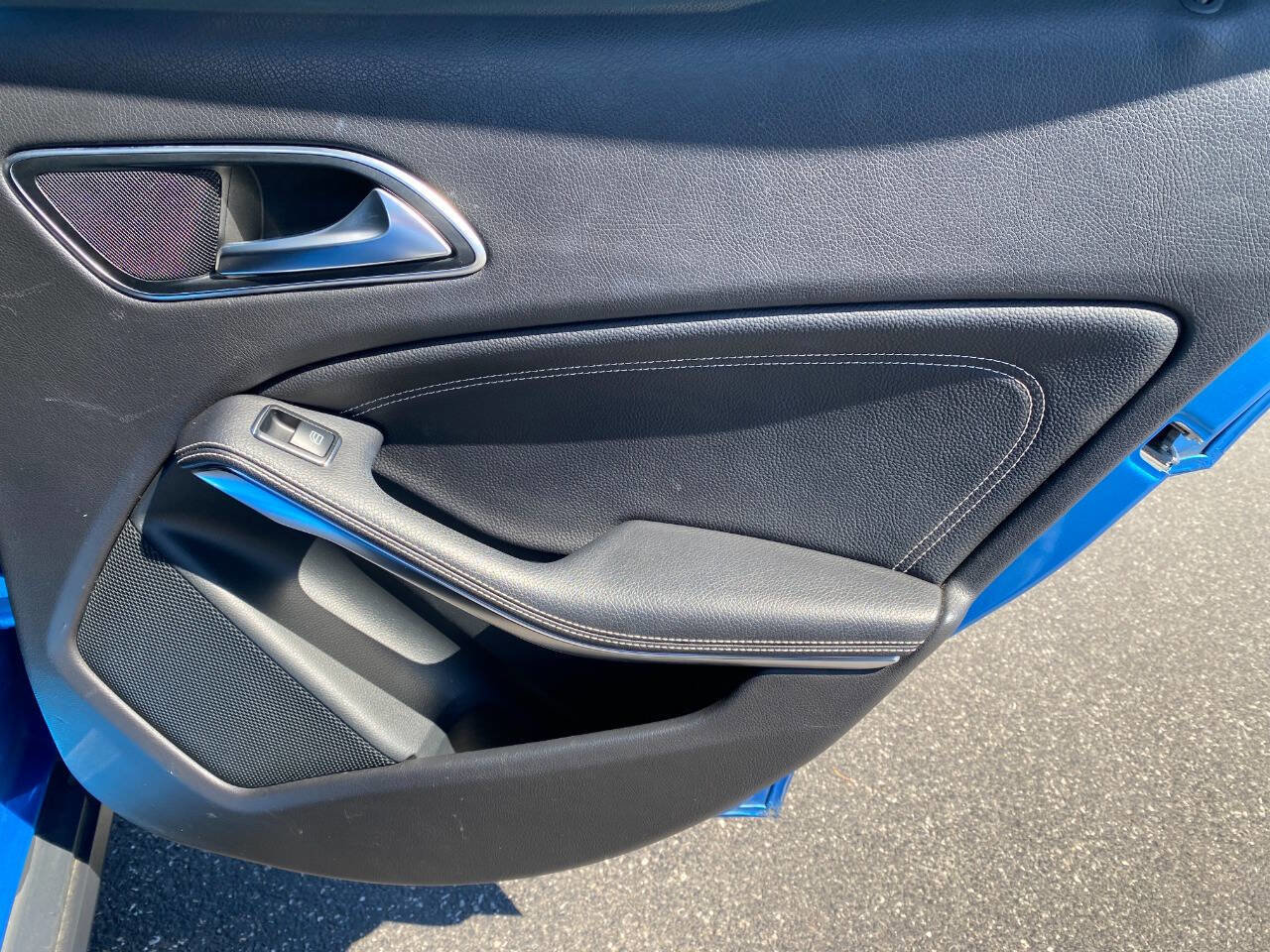 Used 2015 Mercedes-Benz GLA 250 4MATIC image 29