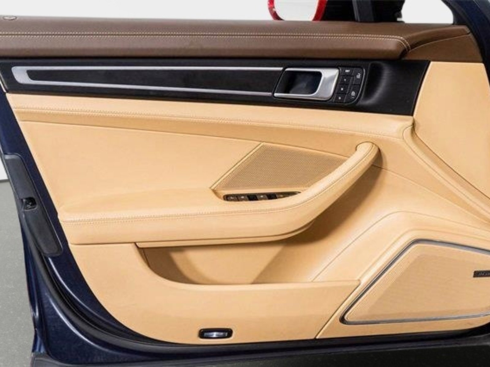 Used 2023 Porsche Panamera 4 Platinum Edition w/ Assistance Package image 52