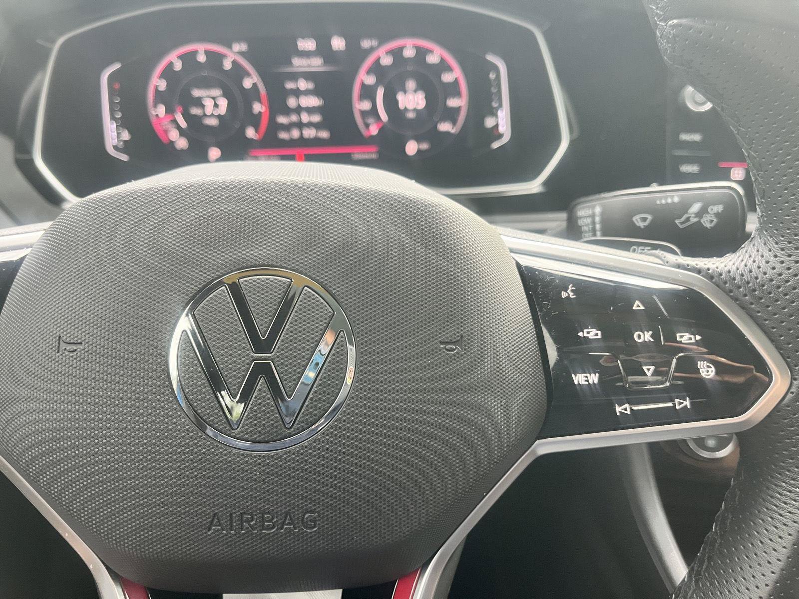Used 2024 Volkswagen Jetta GLI Autobahn FWD image 38
