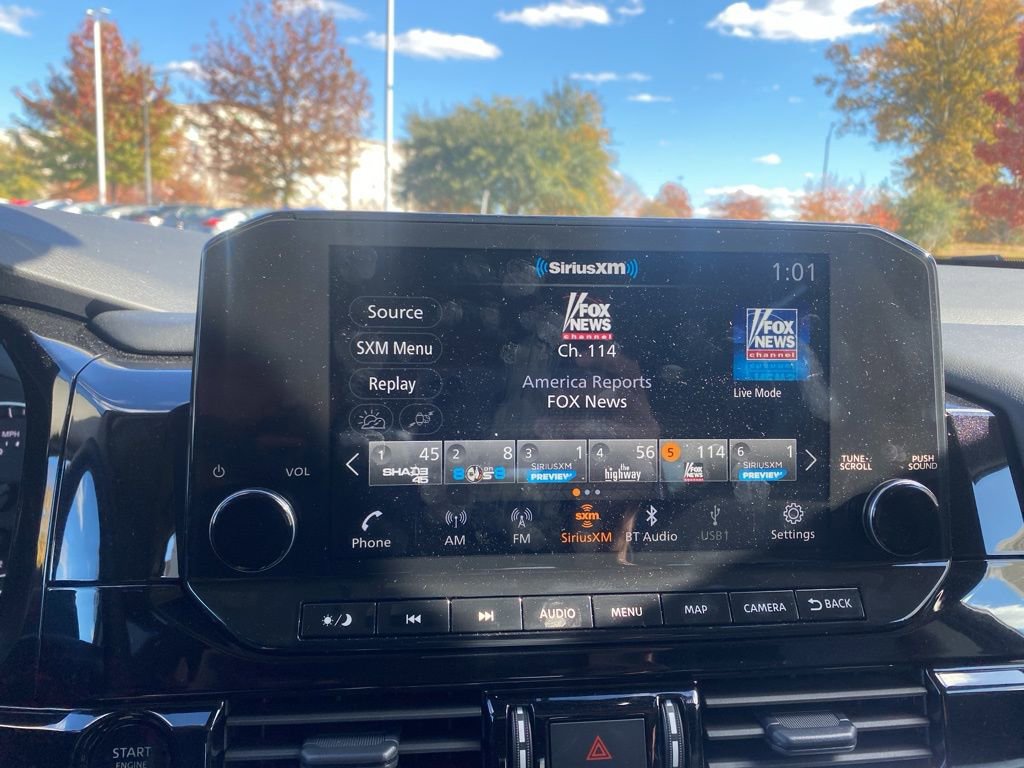 New 2025 Nissan Pathfinder SL image 19