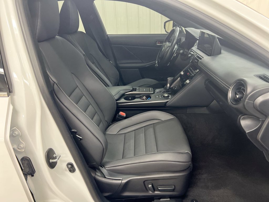 Used 2024 Lexus IS 350 F Sport RWD image 23