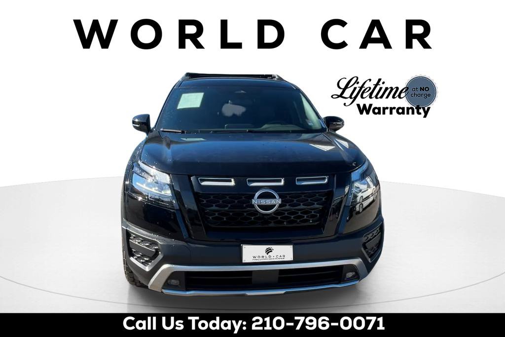 Used 2025 Nissan Pathfinder Rock Creek image 2