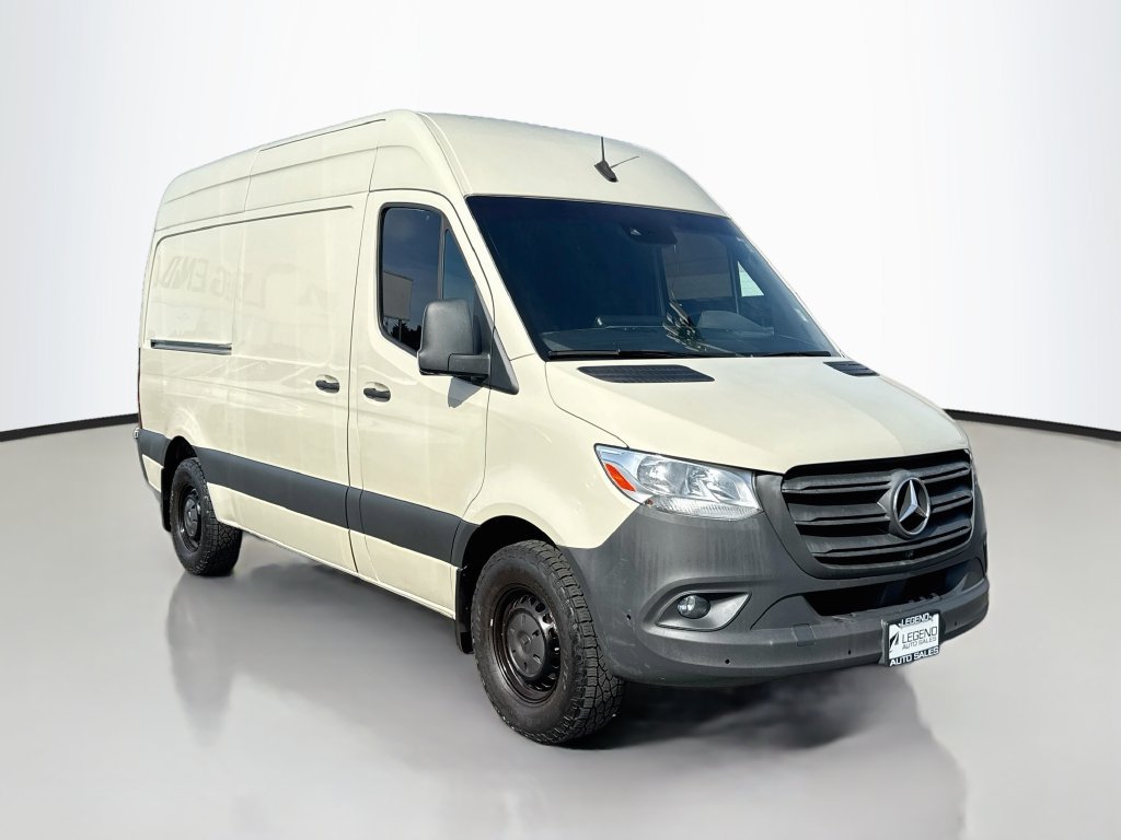 Used 2021 Mercedes-Benz Sprinter 2500 image 4