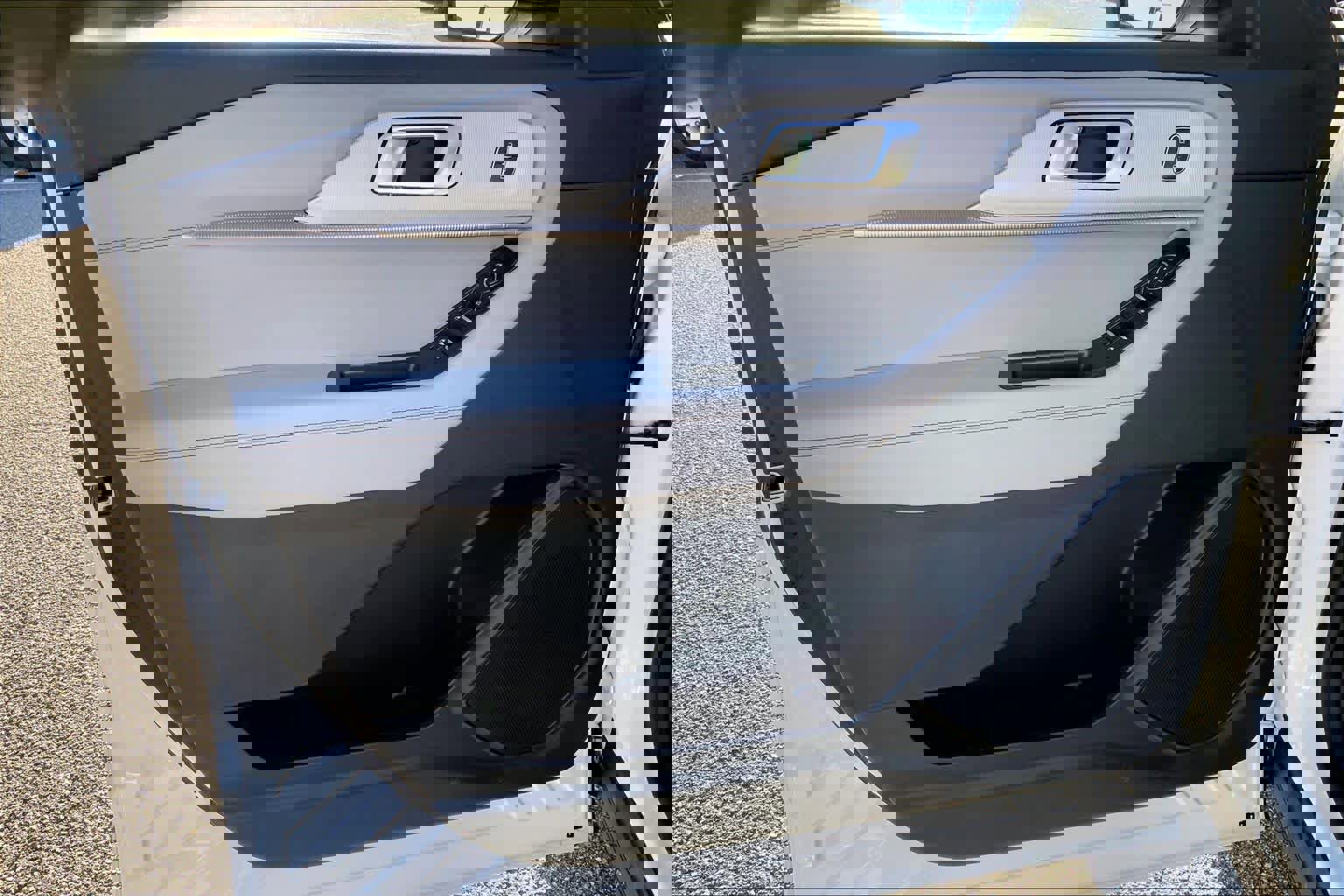 Used 2025 Ford Explorer Active w/ Active Comfort Package image 20