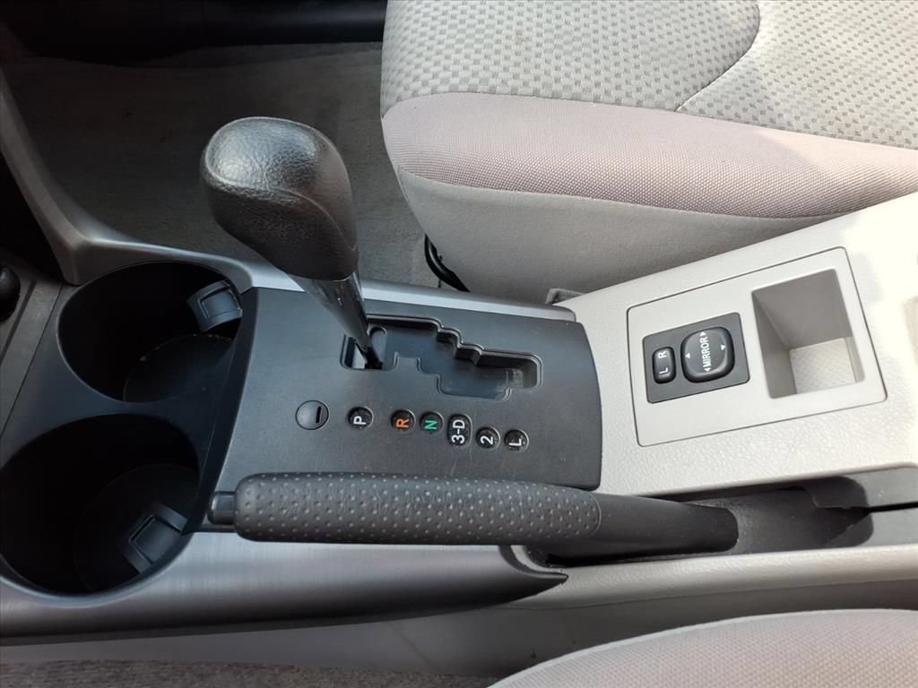 Used 2006 Toyota RAV4 4WD image 25