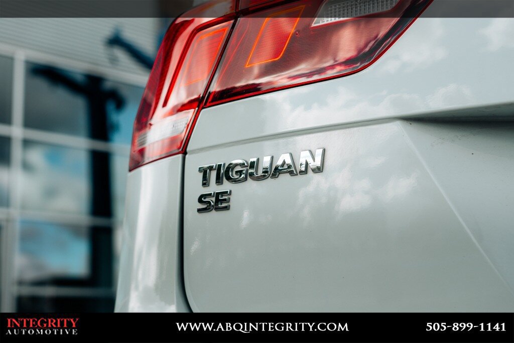 Used 2020 Volkswagen Tiguan SE R-Line AWD/4WD image 15