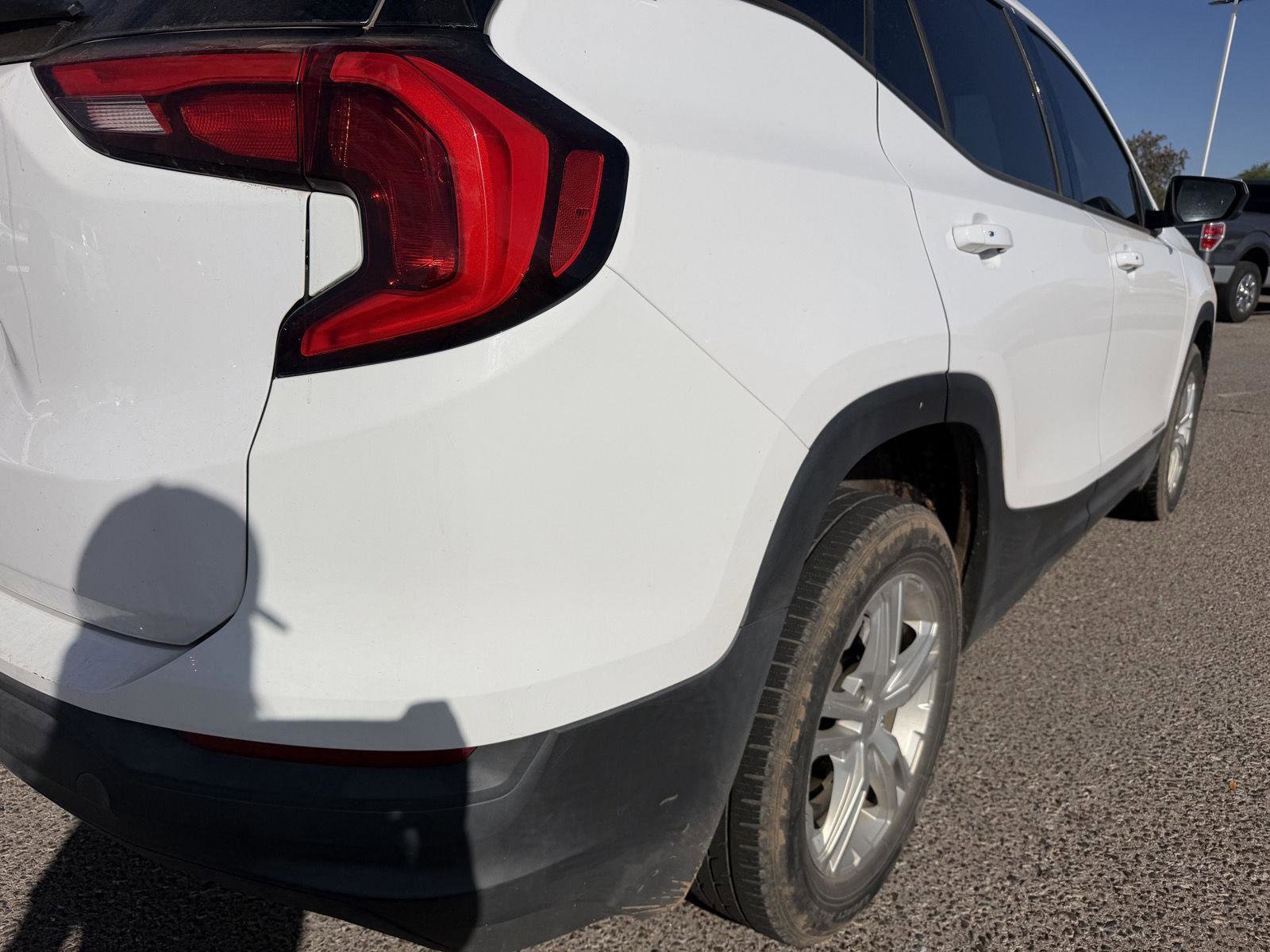 Used 2020 GMC Terrain SLE FWD image 12