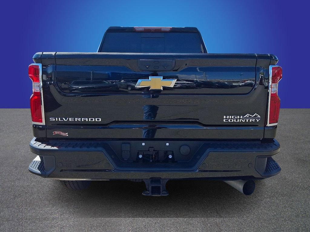 Used 2022 Chevrolet Silverado 2500 High Country w/ Safety Package II AWD/4WD image 5
