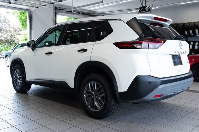 Used 2023 Nissan Rogue S AWD/4WD image 4