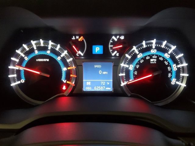 Used 2017 Toyota 4Runner TRD Off-Road AWD/4WD image 17