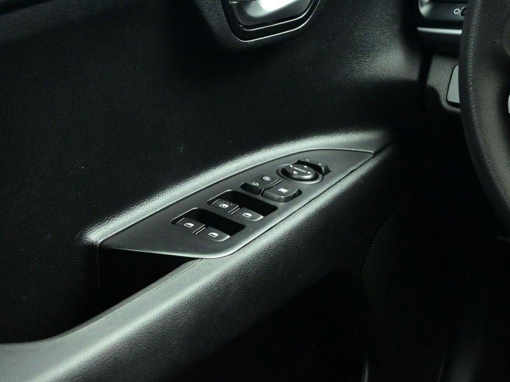 Certified 2023 Kia Rio S w/ Technology Package image 10