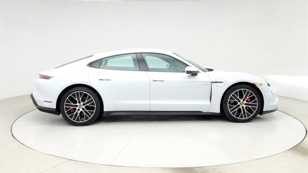 Used 2021 Porsche Taycan 4S image 4