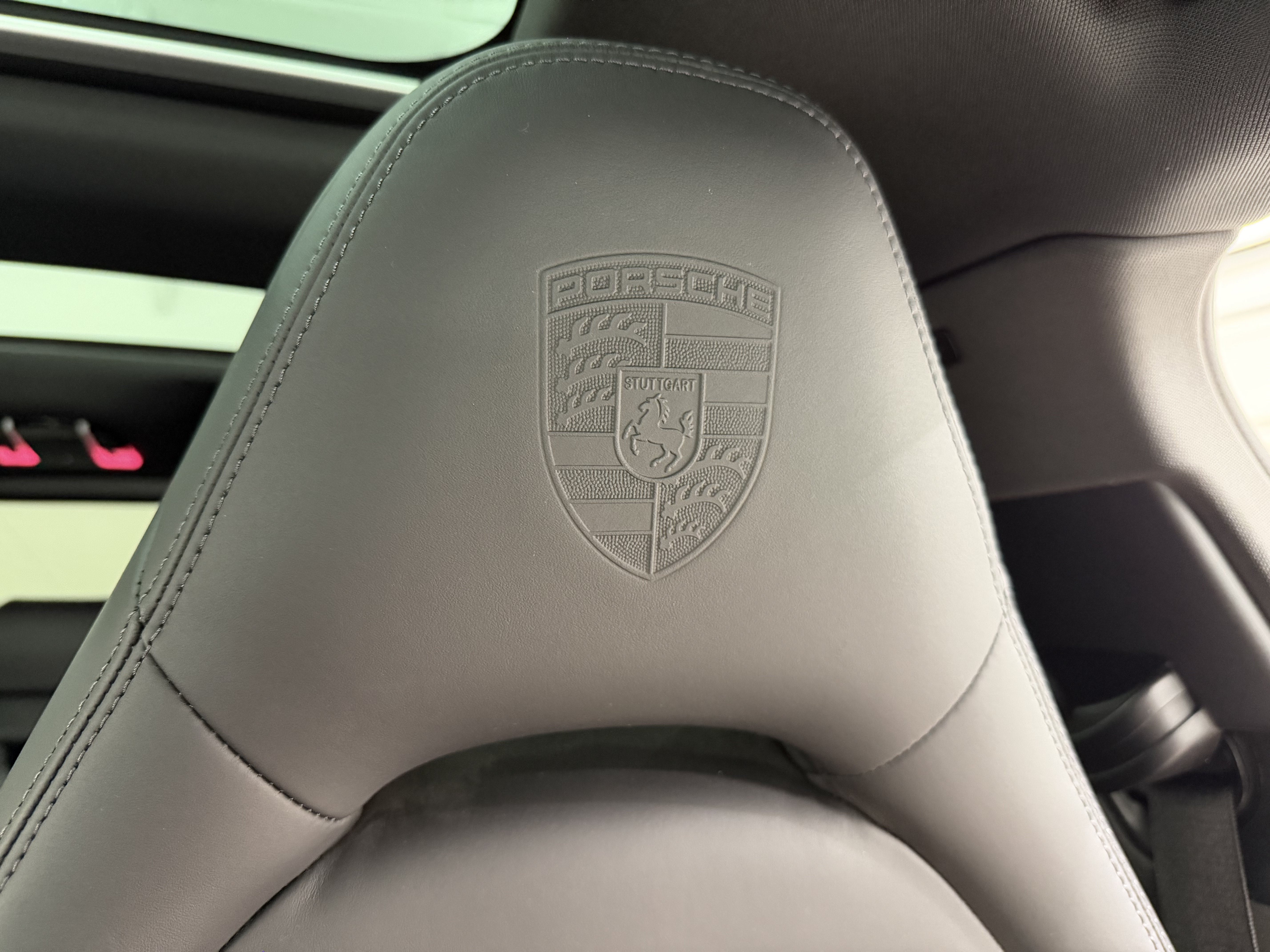 Certified 2023 Porsche Panamera 4 Platinum Edition AWD/4WD image 36