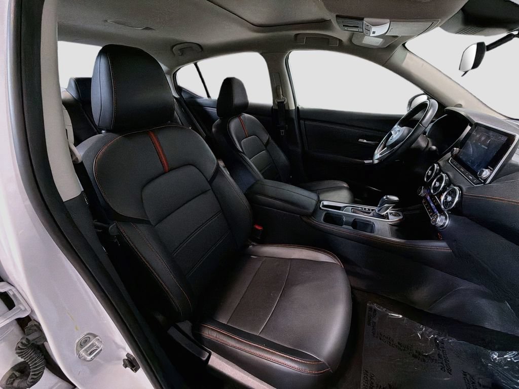 Used 2024 Nissan Sentra SR w/ SR Premium Package FWD image 29