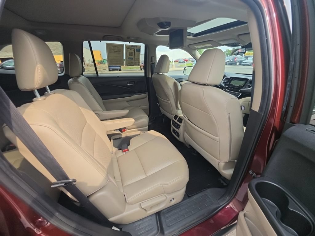 Certified 2022 Honda Pilot Elite image 33
