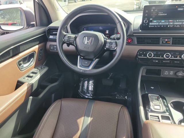 Certified 2024 Honda Pilot Elite image 12