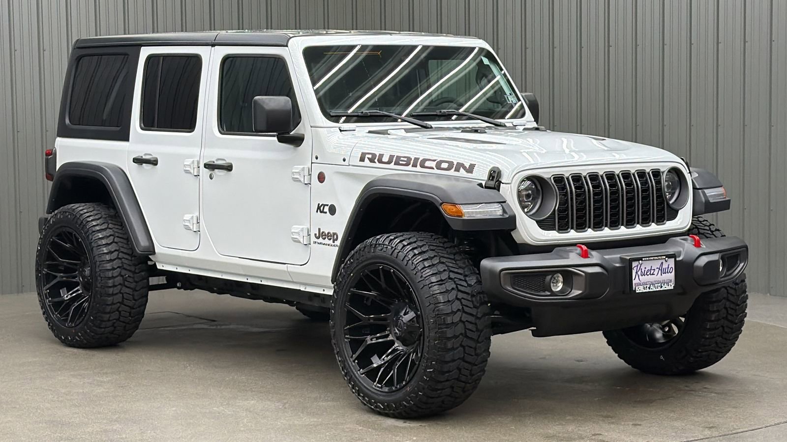 Used 2025 Jeep Wrangler Rubicon w/ Convenience Group image 7