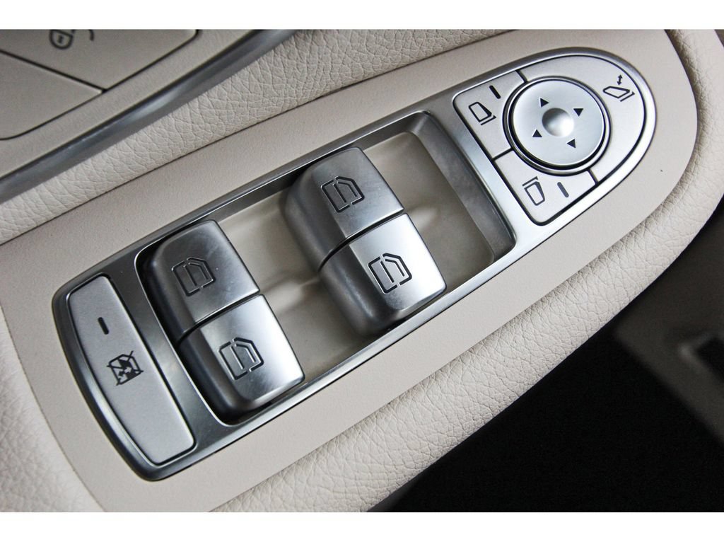 Used 2021 Mercedes-Benz GLC 300 image 22
