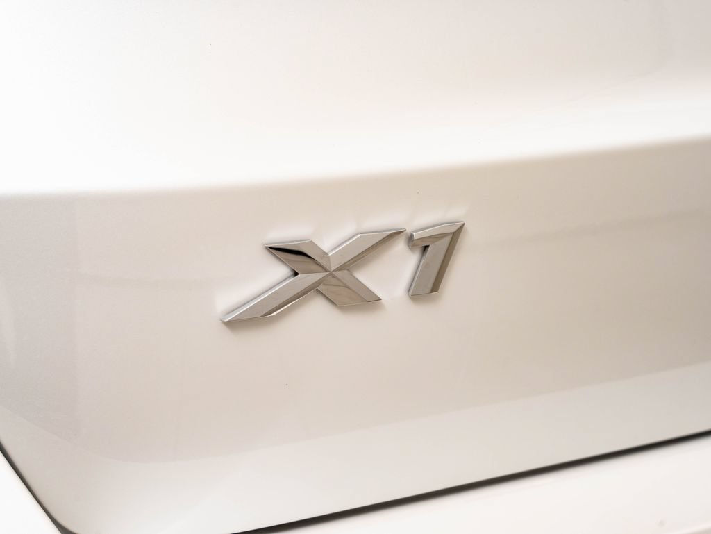 New 2026 BMW X1 xDrive28i w/ Technology Package AWD/4WD image 18