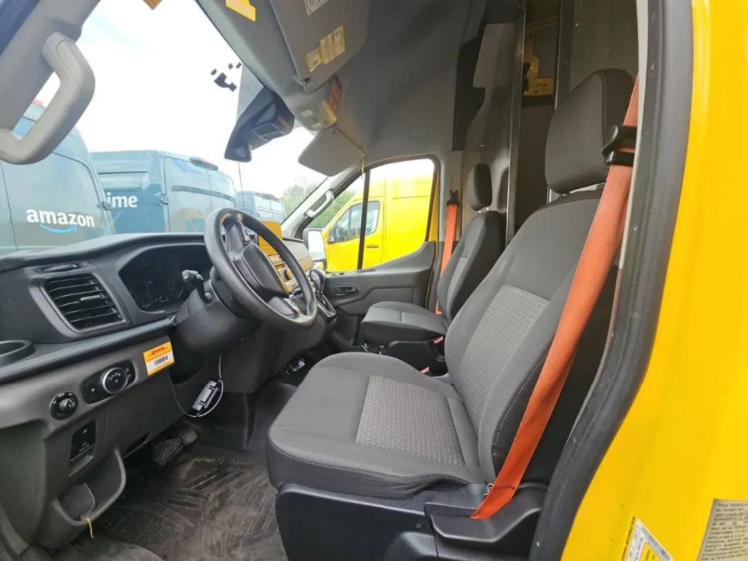 Used 2021 Ford Transit 250 148 High Roof Extended w/ Parcel Delivery Package RWD image 6
