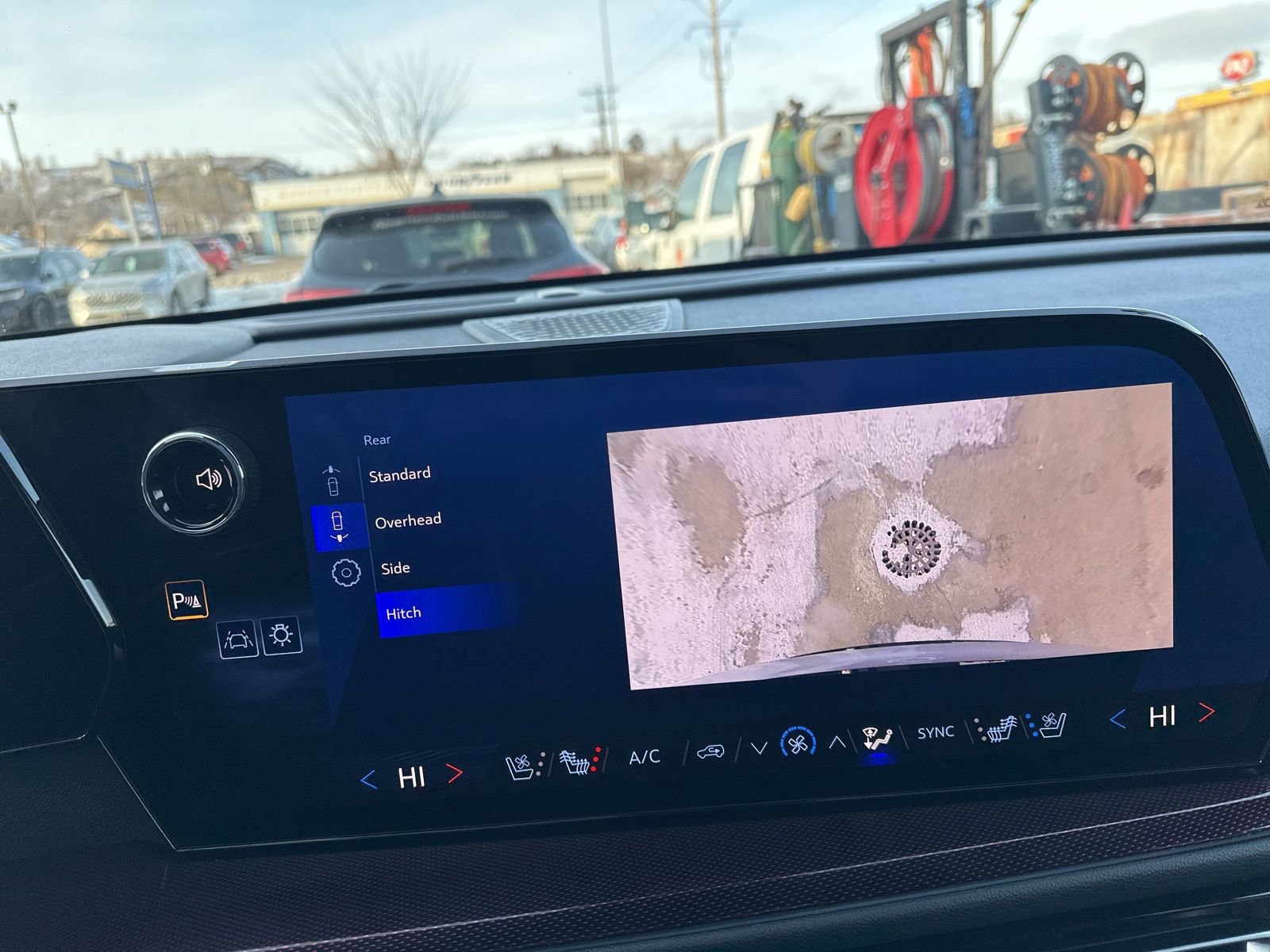 Used 2024 Chevrolet Traverse RS AWD/4WD image 70