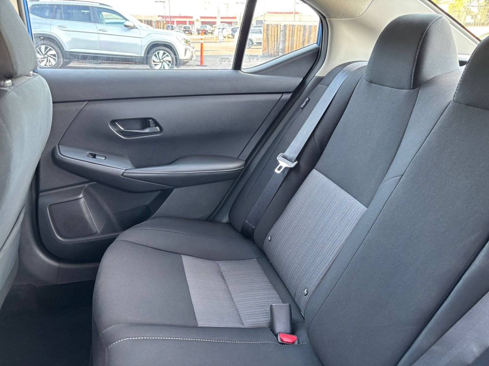 Used 2025 Nissan Sentra SV FWD image 32