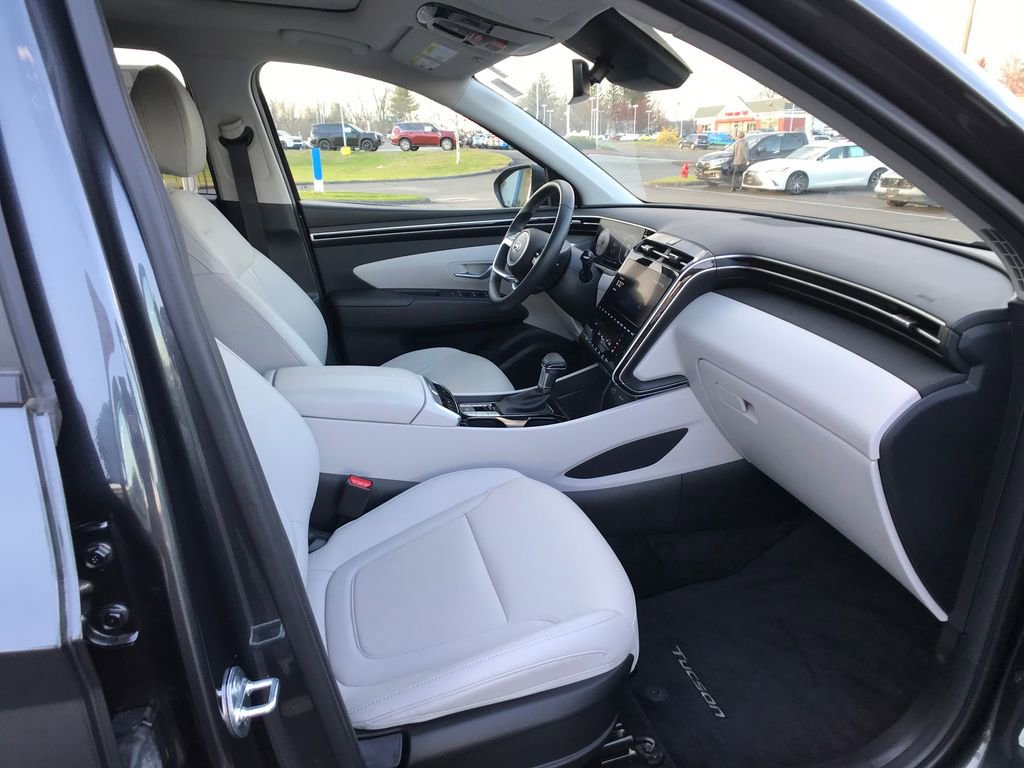 Used 2024 Hyundai Tucson SEL w/ Convenience Package image 13