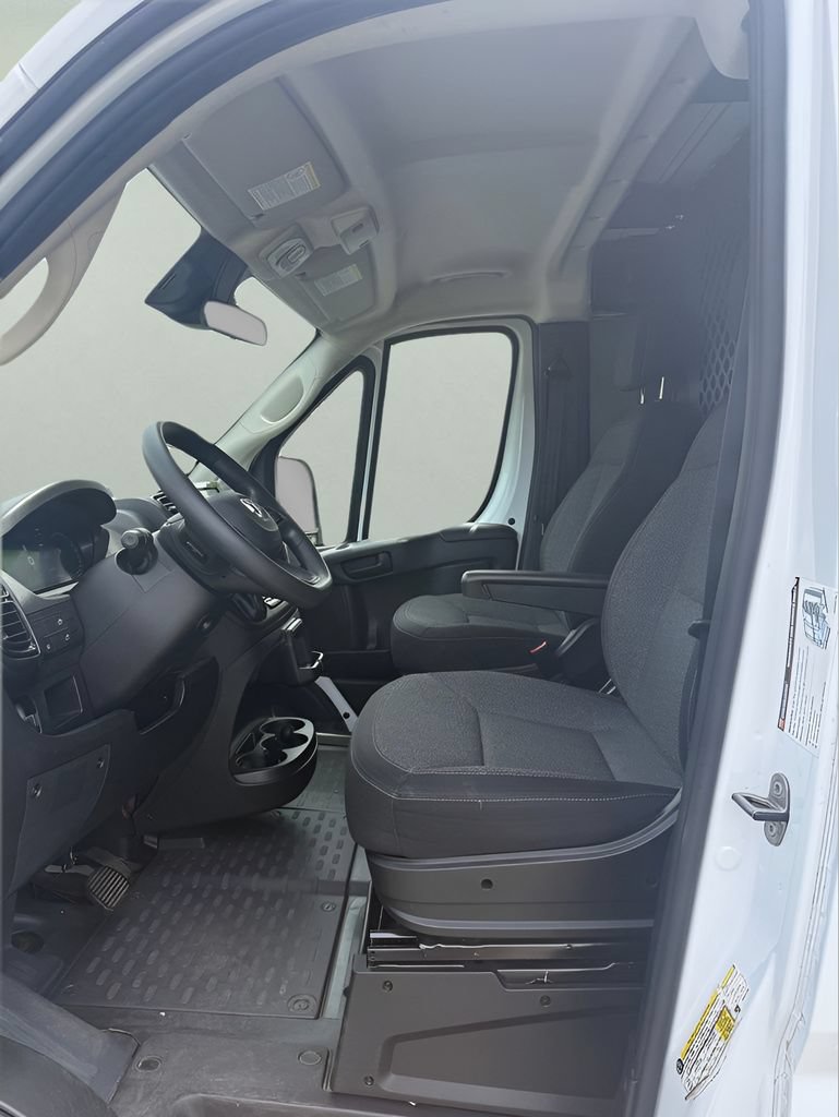 Used 2025 RAM ProMaster 2500 w/ U-Haul Equipment Group FWD image 10