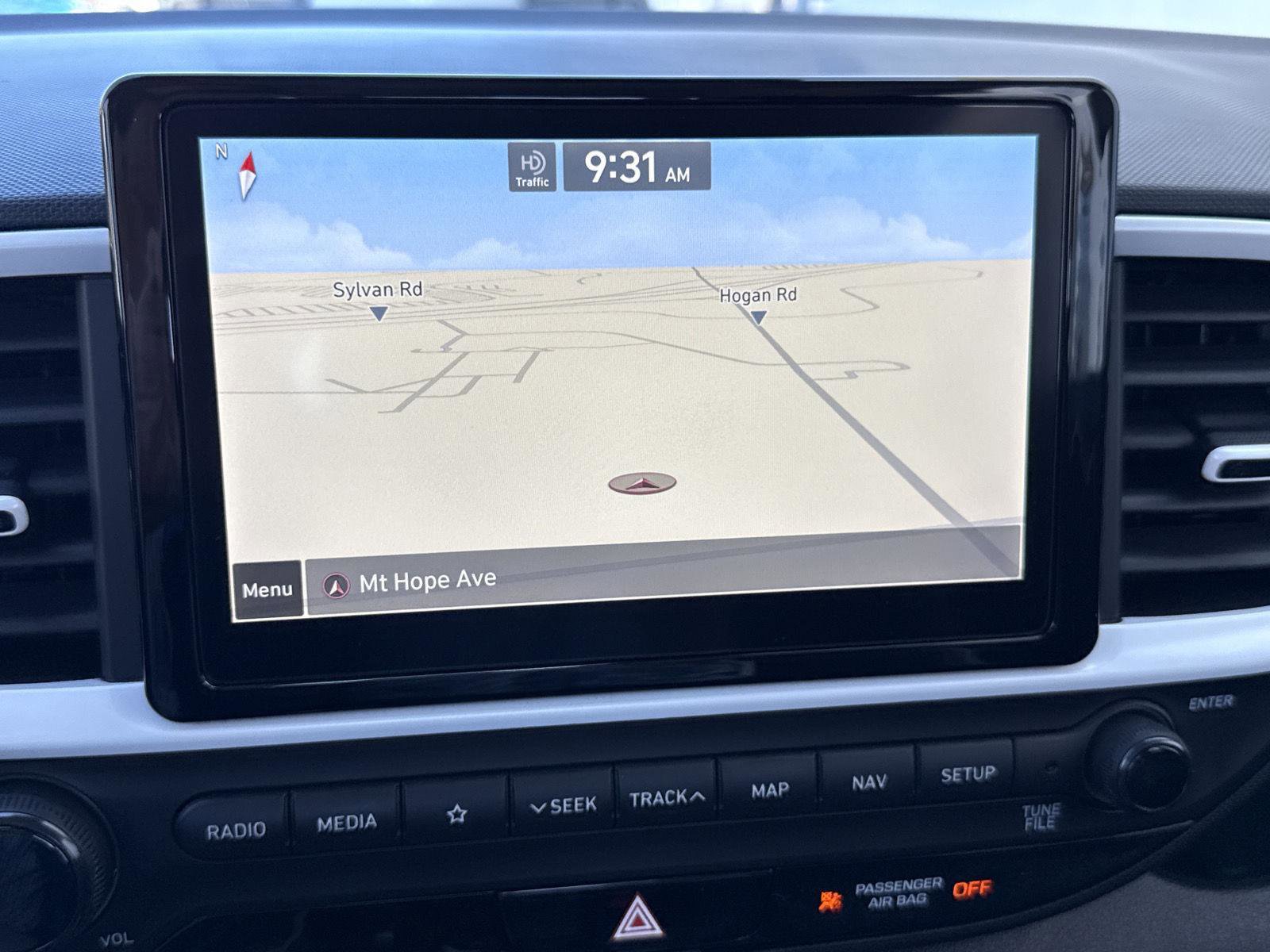 Used 2022 Hyundai Venue Limited w/ Cargo Package FWD image 23