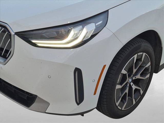 Used 2025 BMW X3 xDrive30i w/ Premium Package AWD/4WD image 7