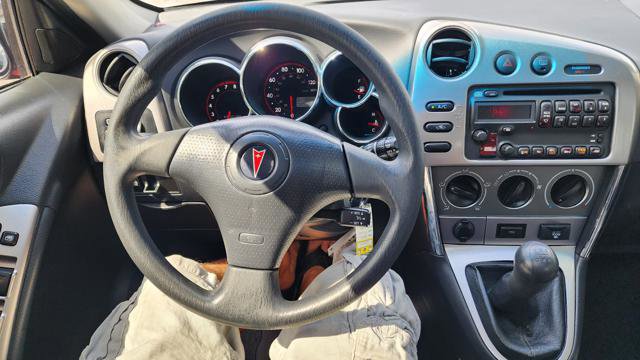 Used 2006 Pontiac Vibe w/ Sun And Sound Package FWD image 18