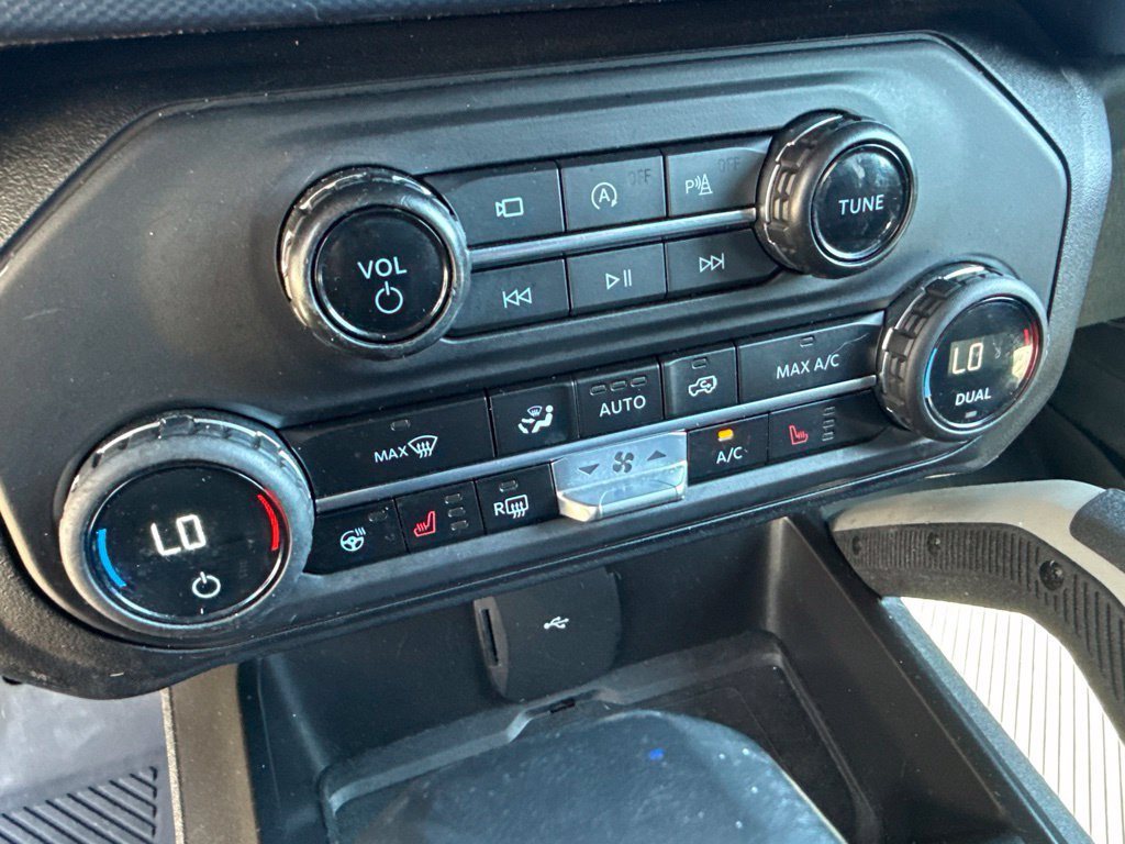 Used 2023 Ford Bronco Outer Banks AWD/4WD image 32