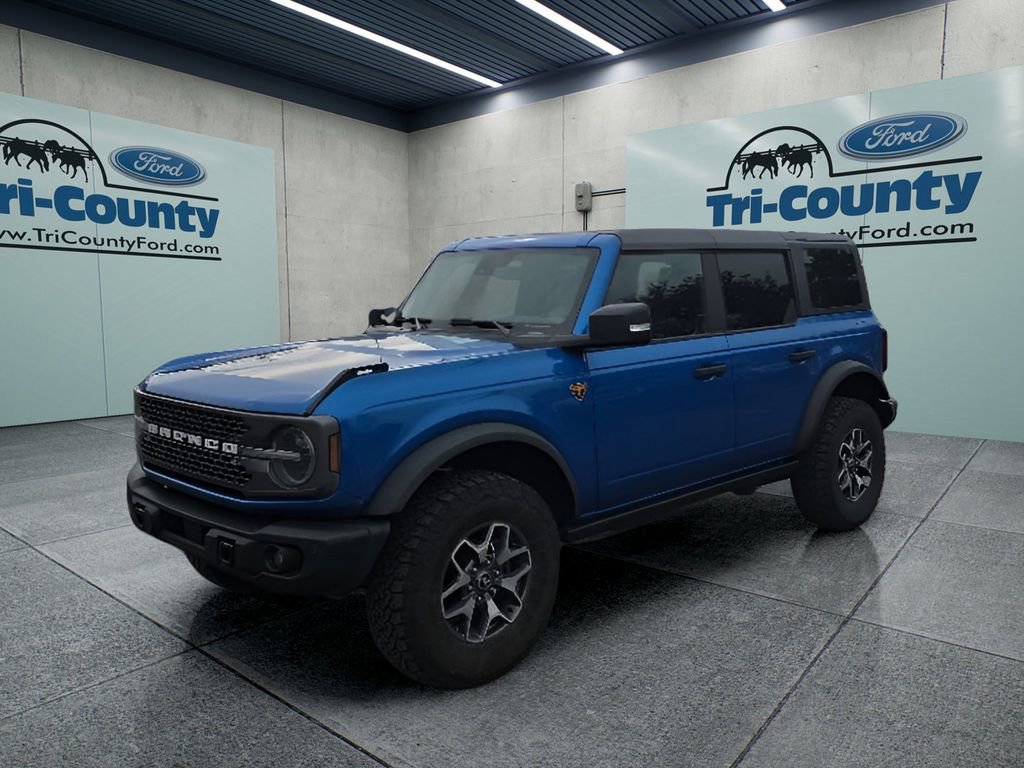 Used 2023 Ford Bronco Badlands AWD/4WD image 3