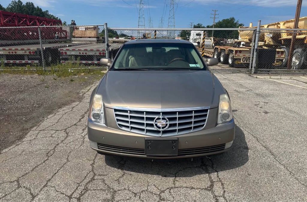 Used 2006 Cadillac DTS FWD image 5