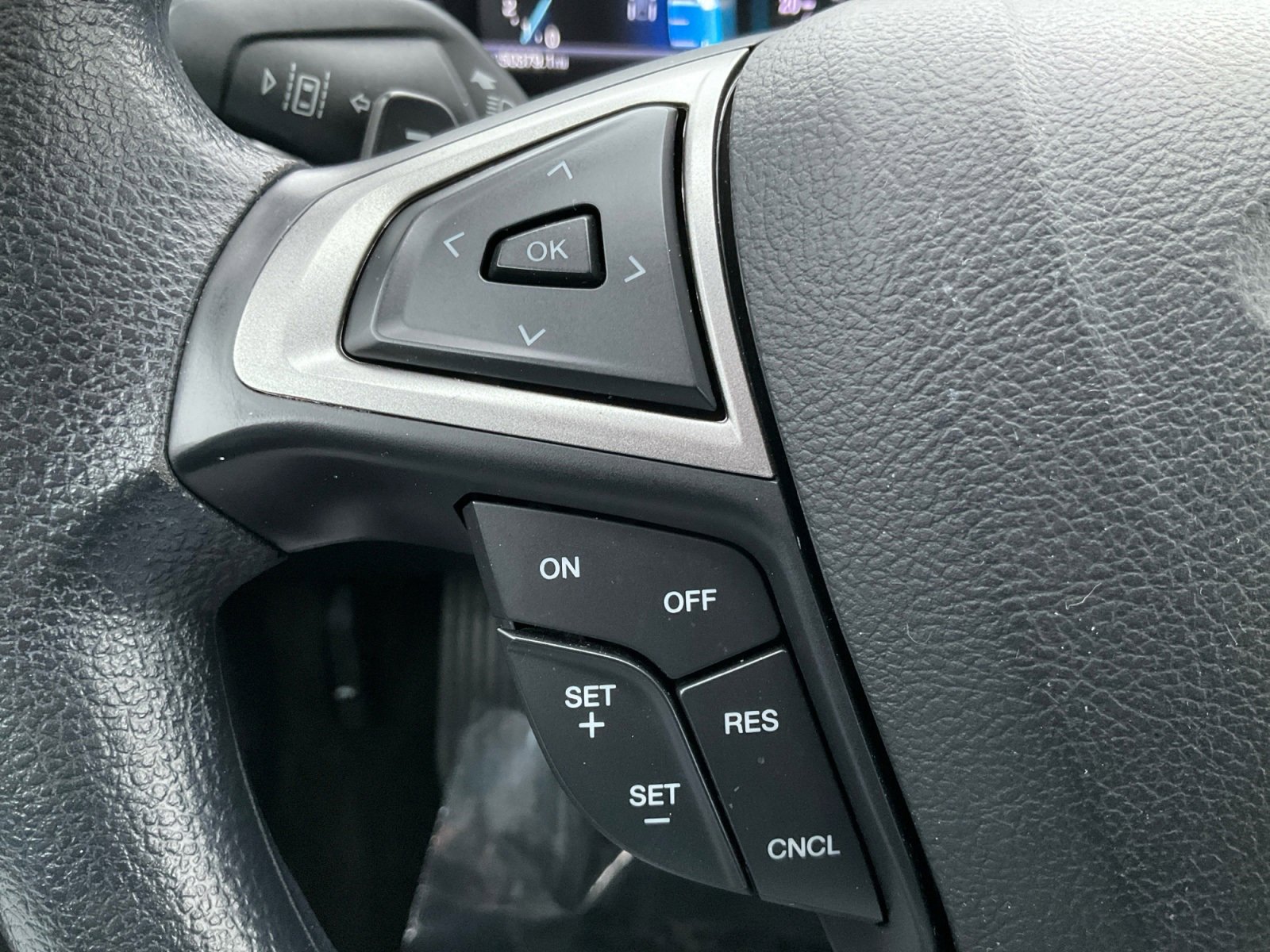 Used 2019 Ford Fusion SE image 19