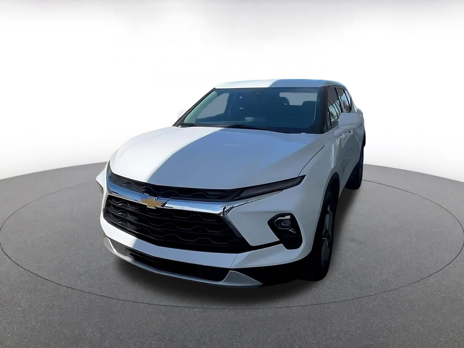 Used 2026 Chevrolet Blazer LT FWD image 6