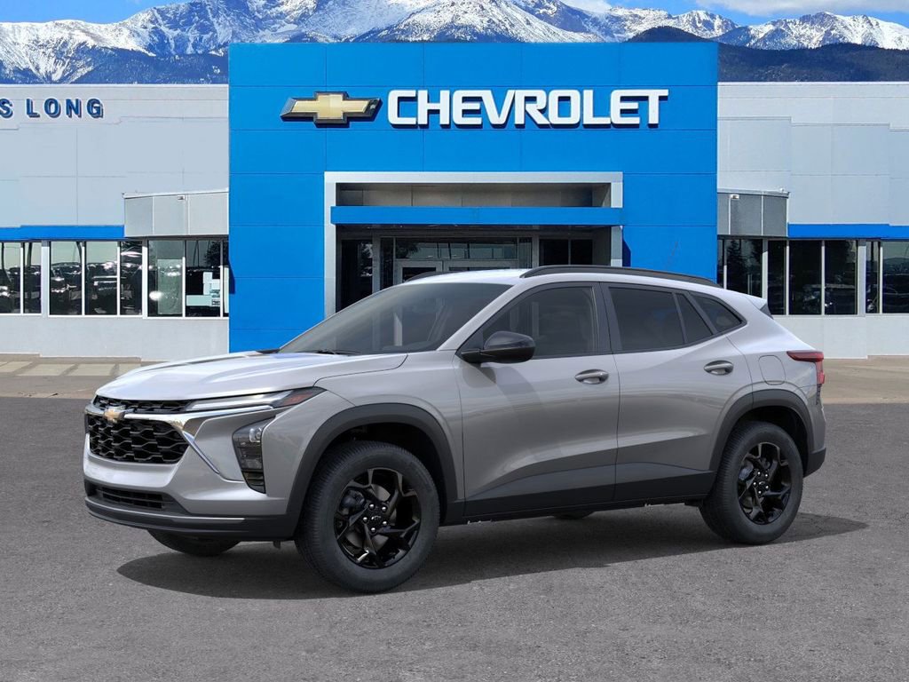 New 2026 Chevrolet Trax LT image 2