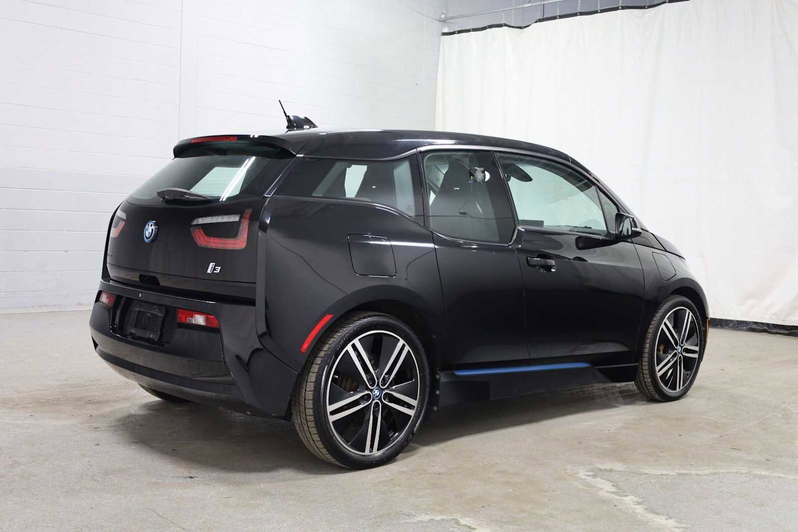 Used 2016 BMW i3 image 9