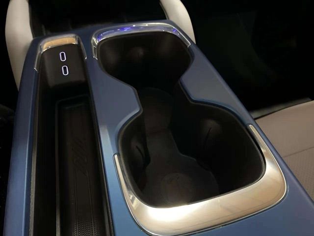 Used 2026 Chevrolet Equinox EV LT image 53